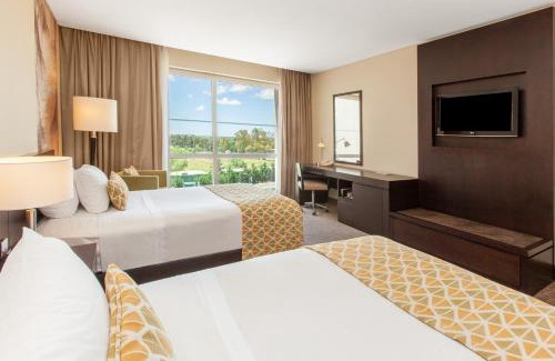 Nordelta Hotel | Elegant Wyndham Nordelta Tigre with Spa & Pool Amenities