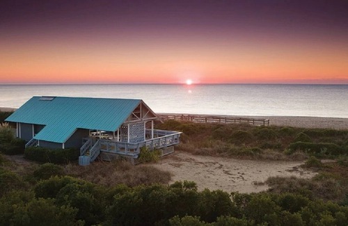 Ocean Ridge Resort | Oceanfront Relaxation at Wyndham Ocean Ridge Resort