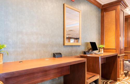 West Omaha Hotel | Discover Wyndham Omaha Hotel - Ideal for Family Getaways