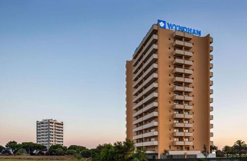 Torralta Hotel | Elegant Wyndham Residences Alvor Beach with Oceanfront Views