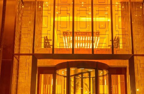 Maojian Qu Hotel | Top-Rated Wyndham Shiyan Downtown with Pool & Breakfast