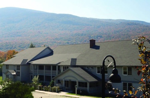 Jeffersonville Condo | Wyndham Smugglers' Notch: Family-Friendly 2BR Suite with Spa