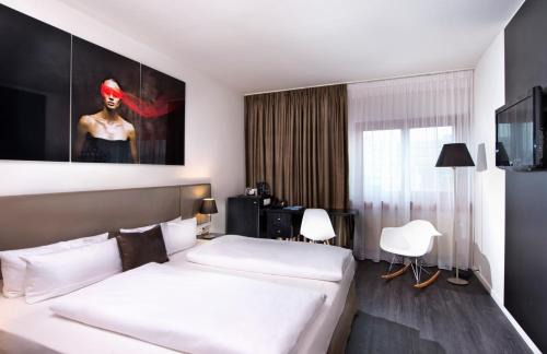 Stuttgart Hotel | Discover Wyndham Stuttgart Airport Messe: Pet-Friendly Retreat