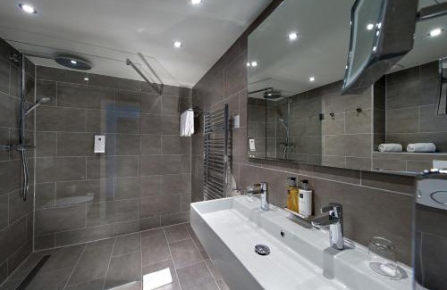 Stuttgart Hotel | Discover Wyndham Stuttgart Airport Messe: Pet-Friendly Retreat
