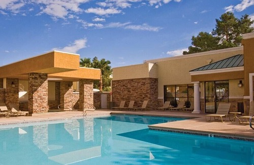 Las Vegas Condo | Wyndham Tropicana Resort | Five Luxury Suites