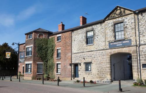 Ruabon Hotel | Wynnstay Arms: Pet-Friendly Haven in Ruabon, Wrexham