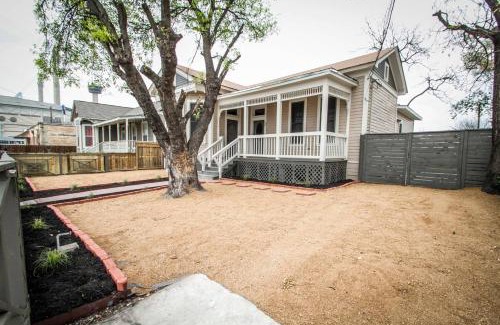 Historic Garderns House | Historic Wyoming St Retreat: Family-Friendly Downtown Stay