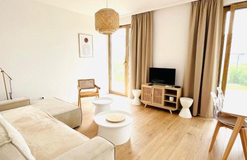 Wyspa Sobieszewska Apartment | Discover WyspaCudów: Family-Friendly 4-Star Retreat