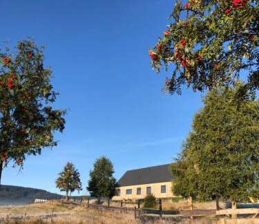 Mostowice Apartment | Highly Rated Wzgórze Owiec Sheep Hill: Family-Friendly Stay