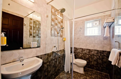 HBR Layout Hotel | Budget-Friendly Getaway at X by Bloom - Hebbal
