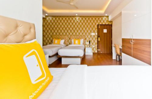 Vyalikaval HBCS Layout Hotel | Budget-Friendly Stay at X by Bloom | Manyata Family Escape