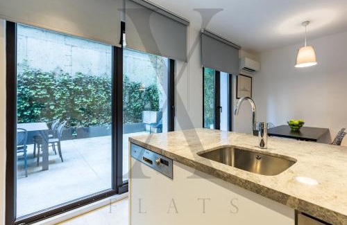 Kabatas Apartment | Elegant X Flats: Child-Friendly Stay with 4-Star Comfort