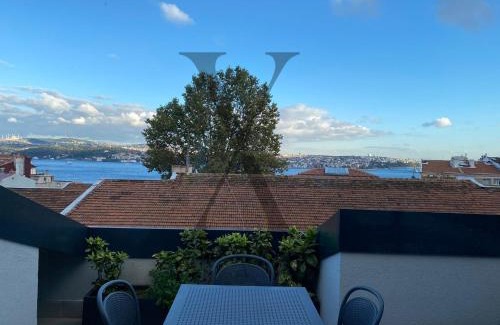Kabatas Apartment | Elegant X Flats: Child-Friendly Stay with 4-Star Comfort