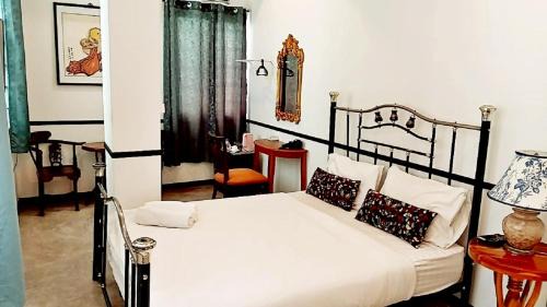 Samphanthawong Apartment | X The Character Yaowarat - คาแรคเตอร์ เยาวราช