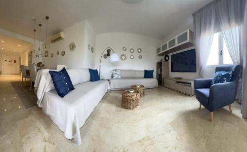 Aduanas Apartment | Enjoy Family-Friendly Comfort at XabiaDecision Hotel