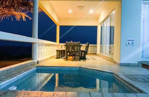 Xai-Xai Villa | Relax at Xai-Xai Beach: Your Private Coastal Escape