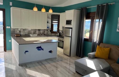 Agios Nikolaos Apartment | Oceanfront Xalonia Penthouse - Guest Rated 10/10