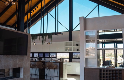 Valle de Guadalupe Cabin | Indulge at Xaroma with Spa, Hot Tub & 9.8 Guest Rating