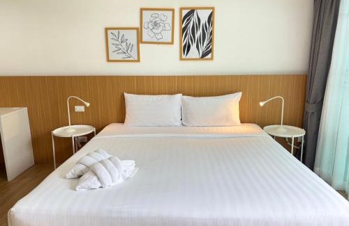 Rawai Hotel | Xen Pool Access