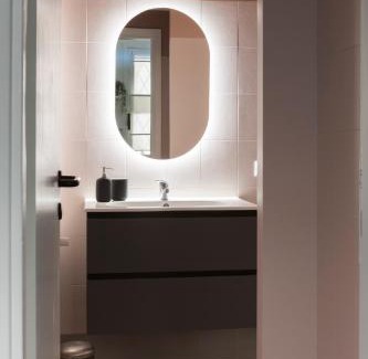 Morivione Apartment | Modern Xenia Apartments near Fondazione Prada - Family Friendly