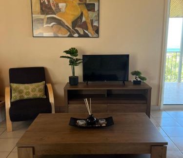 Chalcis House | Discover Xenia's Seaview House: 10/10 Guest Rated Retreat