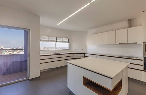 Polana Cimento A Apartment | Modern Xenon Urban Apartments with Spa and Pool Access