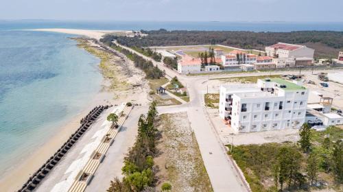 Baisha House | Serene Oceanfront Retreat at Xiang Xie Min Su