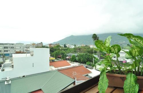 Ji'an House | Pet-Friendly Xie Tong Homestay with Family Amenities