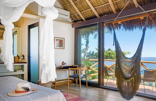 Quimixto Hotel | Experience Tranquility at Xinalani with Ocean Views & Spa