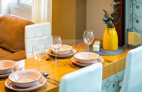 Albandi Apartment | Discover Xivarita Apartamento: Family-Friendly Retreat