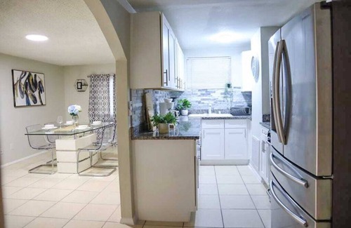 Fairvilla House | Relaxing 3BR Home with Hot Tub & Pool Table Near Attractions
