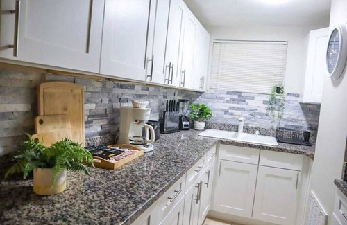 Fairvilla House | Relaxing 3BR Home with Hot Tub & Pool Table Near Attractions