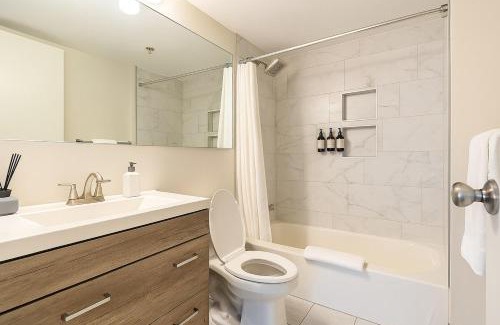 Downtown Hartford Apartment | Experience Hartford Heights with Breathtaking Skyline Views