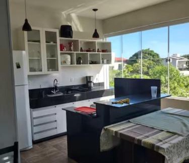 Aracruz Apartment | Beachfront Bliss: Xodó da Praia 3-Bedroom Apartment