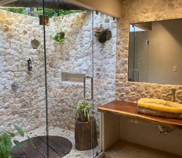 Bacalar Apartment | Relax in Xoot Ka Ana Villas Aquetzali with Pool & Hot Tub