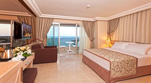 Alanya Resort | Relax at Xperia Saray Beach Hotel with Oceanfront Views