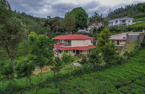 Wellington Villa | Cozy Retreat at Xplore Indo - Onella with Breakfast Included
