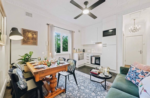 Bondi Beach Apartment | Experience Oceanfront Bliss at XQ Collection Jaques la Maison