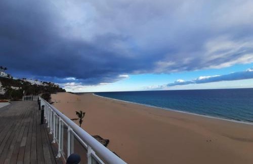 Morro Jable Hotel | Relax at XQ El Palacete: 4-Star Oceanfront Retreat