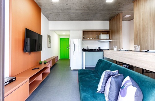 Republica Apartment | Discover Xtay São Paulo: Family-Friendly Retreat with Pool