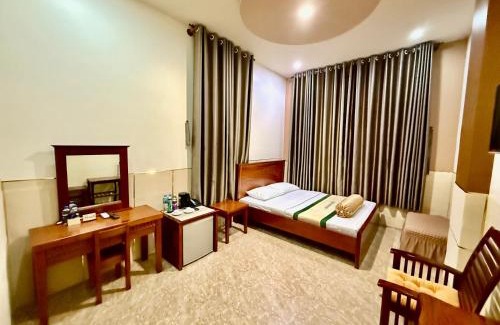 Soc Trang Hotel | Welcoming Xuân Huỳnh 3 Hotel with Breakfast & Family Perks