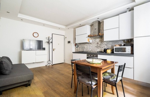 Historic Center Apartment | Delightful XVI Charm Apartment with Breakfast & Kitchen