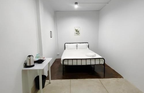 San Chao Pho Suea Apartment | XX BAO San Chao Pho Sua - ศาลเจ้าพ่อเสือ