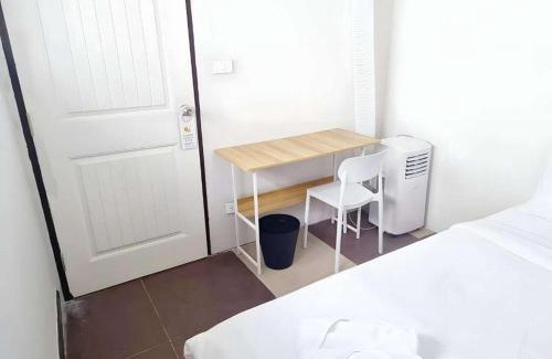 Talat Yot Apartment | XX The Hidden khaosen เดอะ ฮิดเด้น ตรอกข้าวสาร