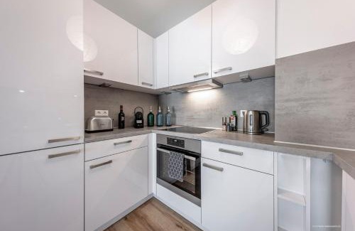 Hockenheim Apartment | Artful Retreat for 8 Near Speyer, Mannheim & Heidelberg