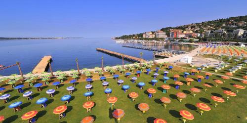 Portoroz Villa | Spacious Apartment with Oceanfront Views & Pet-Friendly Stay