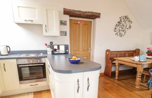Machynlleth House | Y DAFLOD, with open fire in Machynlleth