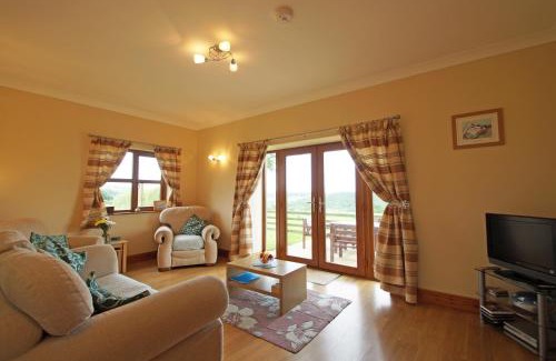 Aberystwyth House | Discover Y Ddinas: Family & Pet Friendly Getaway