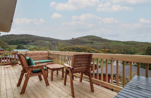 Tywyn Cottage | Pet-Friendly Getaway: Y GOEDLAN with Oceanfront Views