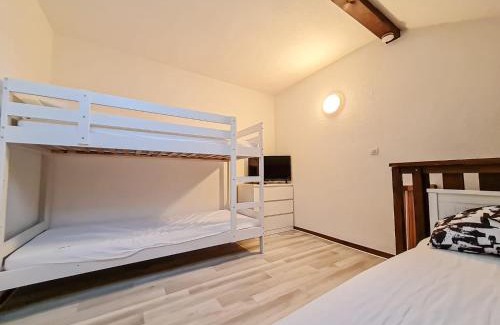 Habere-Poche Apartment | Family-Friendly Studio at Y'Hôtes Conciergerie - Rated 8.8